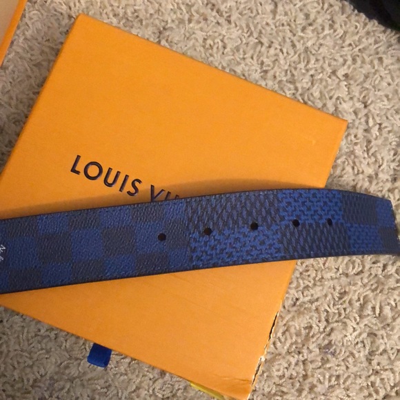 Louis Vuitton belt limited edition! Very rare. - Picture 2 of 4